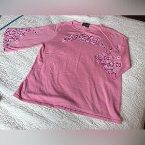 Bob Mackie 1X Pink Floral Embroidered Top in good used condition